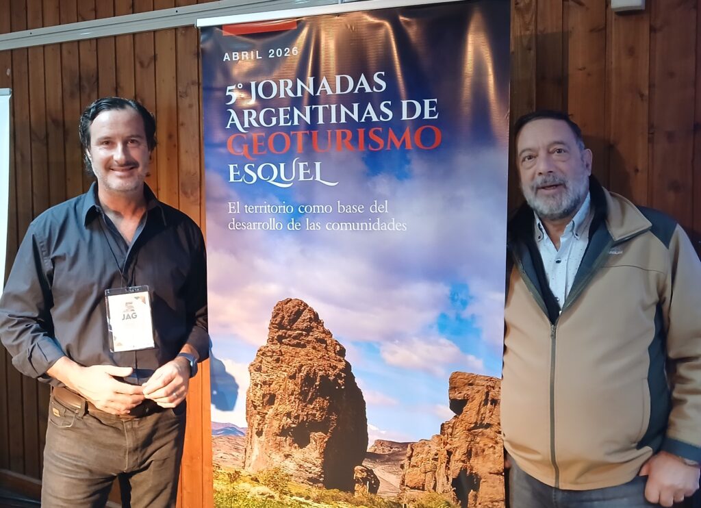 Carlos Bassan en las 5 Jornadas Argentinas de Geoturismo en Esquel representando a la Red TCA