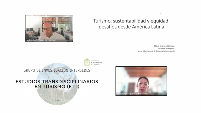 Profesor Nilson Betancur disertando sobre sustentabilidad y equidad en el turismo durante el ciclo de charlas de Fundación CTS.